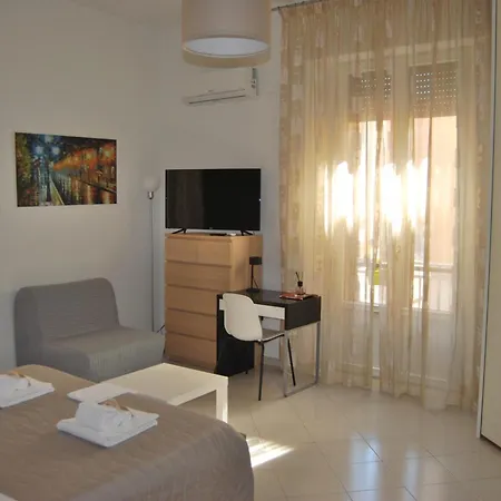 Hébergement de vacances Dimora Lucrezia *